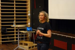 Lisbeth Zornig hos BROEN Struer